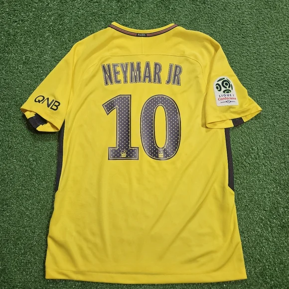 Nike PSG Neymar Jr #10 2017/2018 away yellow jersey size M Ligue 1
